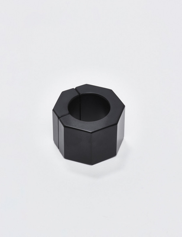 Anillo Para Pene En Metal Ze Nut MBS Talla M Anillo Para Pene En Metal Ze Nut MBS Talla M